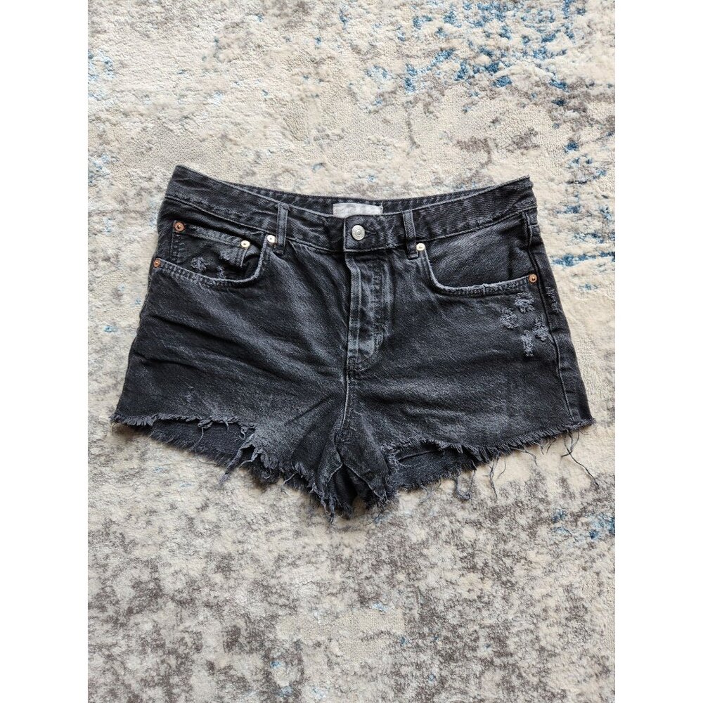 We‎ The Free Women's Size 31 Black Distressed Denim Shorts